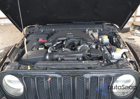 2018 Jeep Wrangler Unlimited Rubicon 4X4 z USA, uszkodzony, nr VIN 1C4HJXFG9JW233077